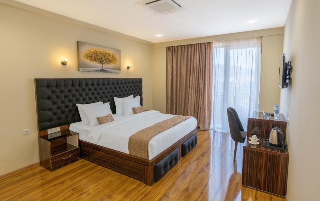Hotel Residence Plaza Tbilissi Extérieur photo